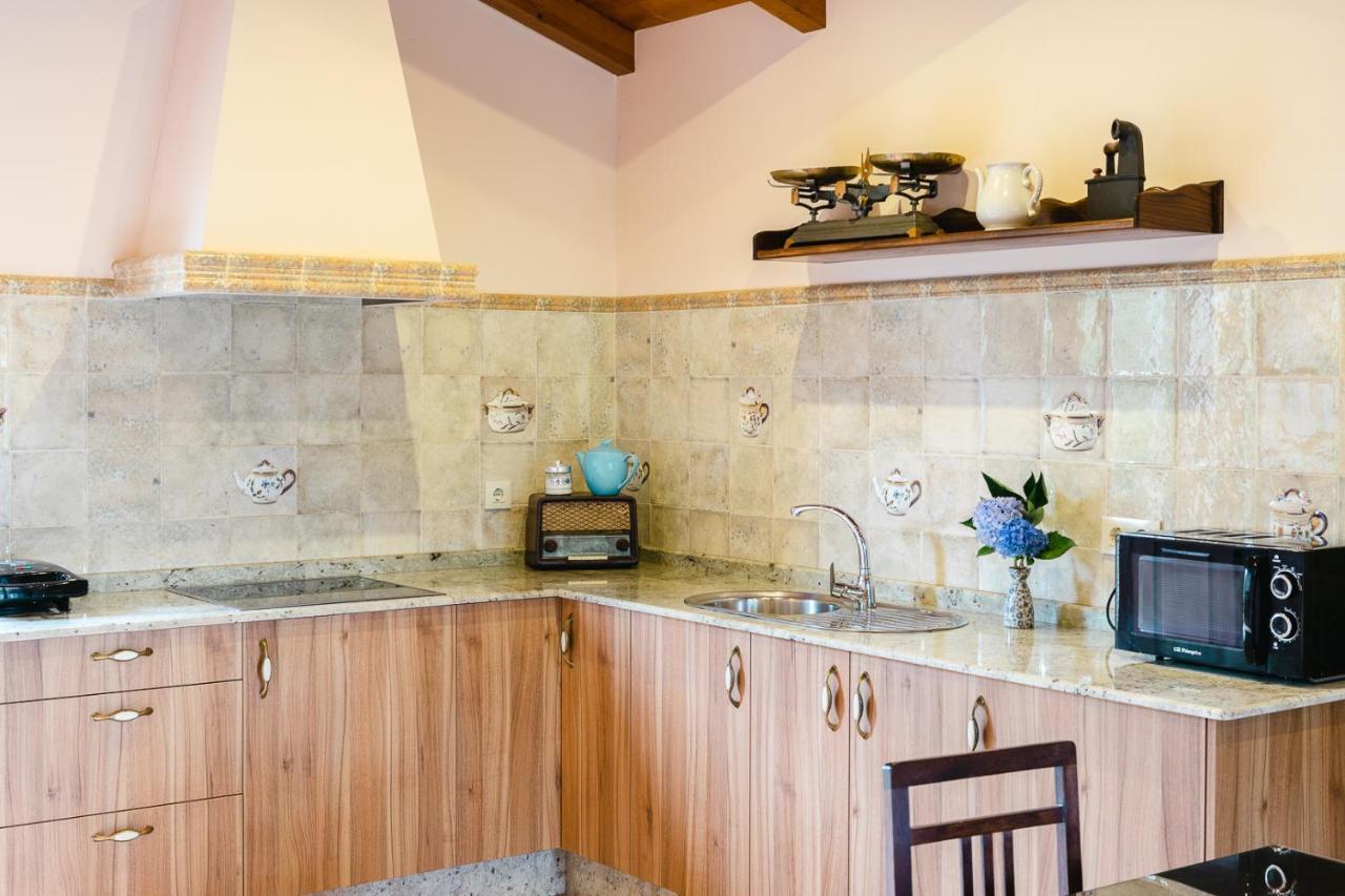 Os Miguelinos Guest House Catoira Luaran gambar