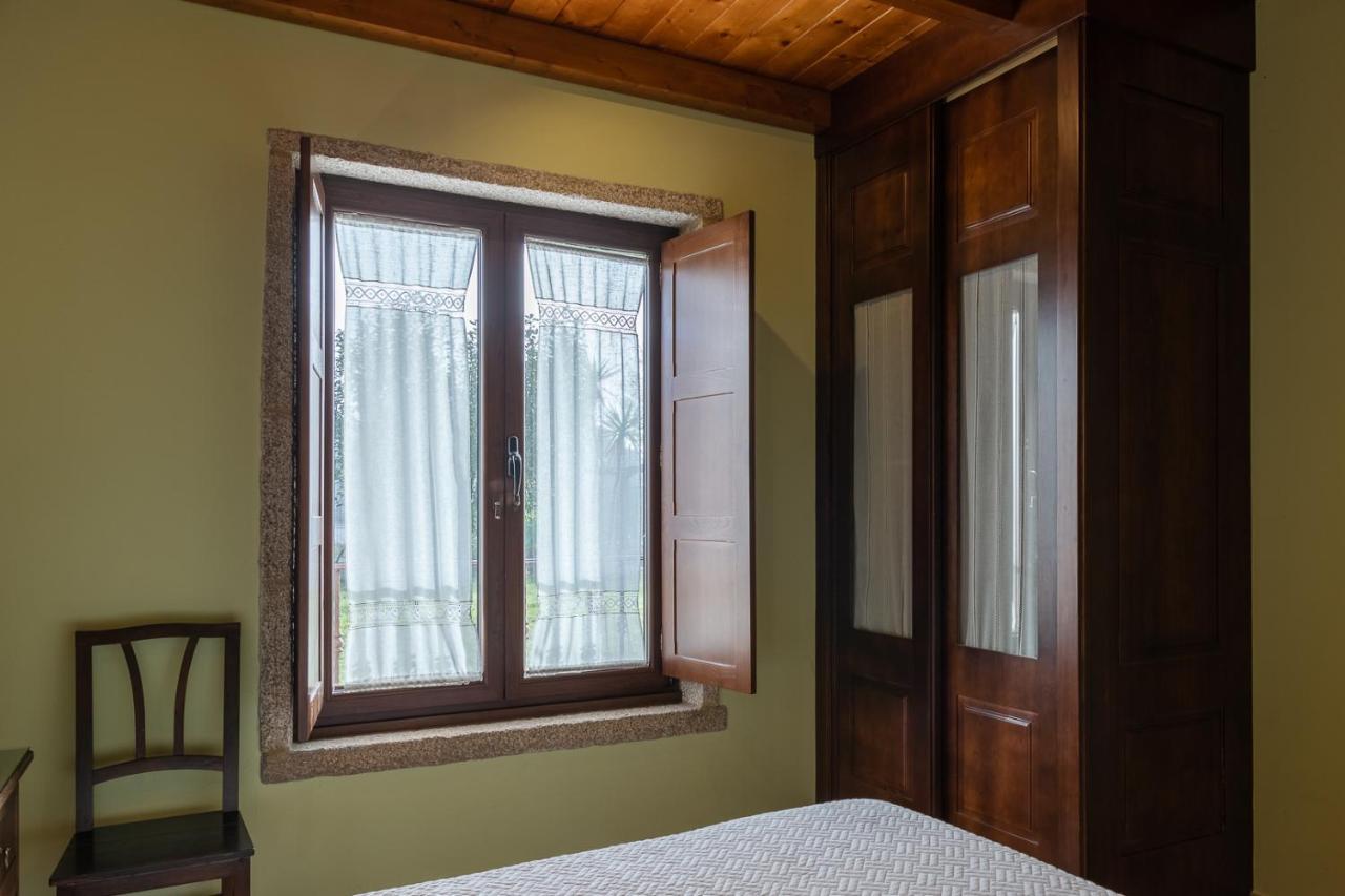 Os Miguelinos Guest House Catoira Luaran gambar