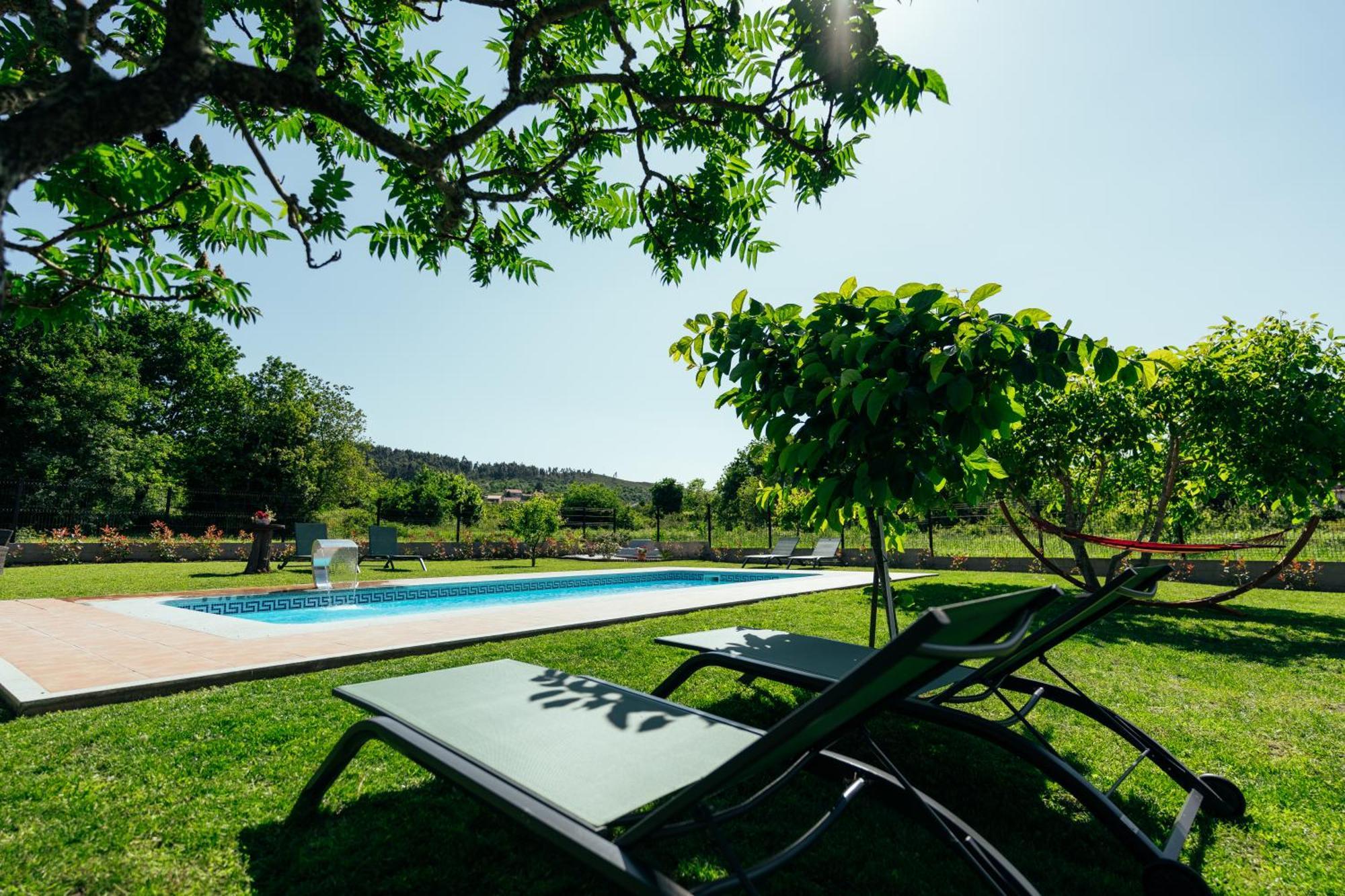 Os Miguelinos Guest House Catoira Luaran gambar